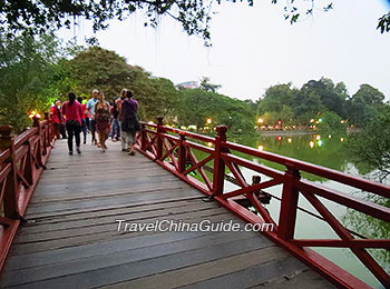Hoan Kiem Lake