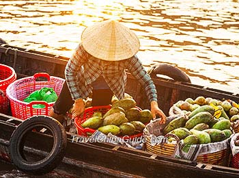 A floating market