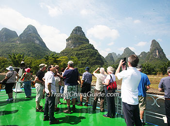 Admire the scenic Li River