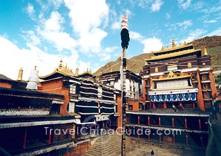 Tashilunpo Monastery, Tibet)
