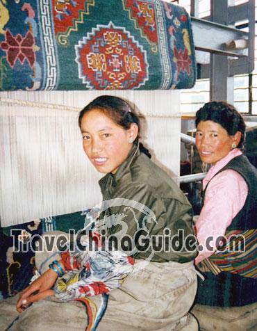 Weaving carpet