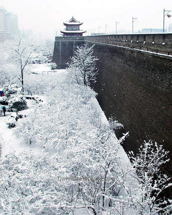 Snow scenery of the City Wall