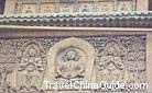 There are totally 1560 such embossment Buddha images on the five pagodas.