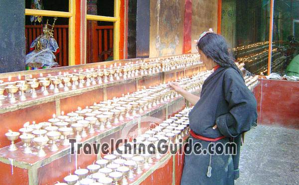 Bright butter lamps