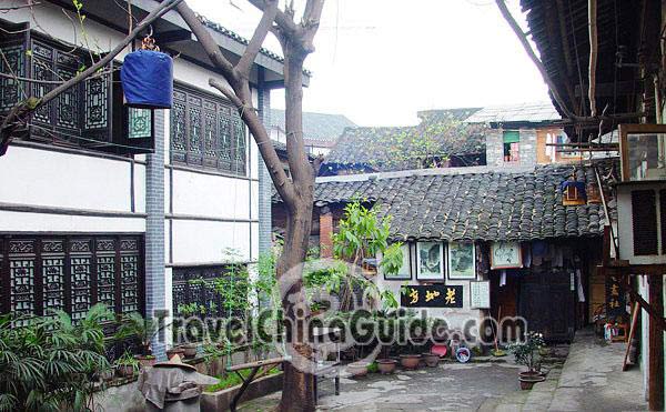 Far from the hustle and bustle in the city center, the courtyard is quite peaceful and inviting.