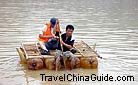 People take sheepskin raft to drift on the Yellow River.
