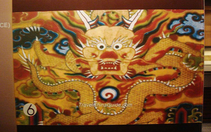 Silk Pattern of Dragon: The development of textile patterns in ancient China reflects the pursuit of beauty, a quest that is influenced by such factors as social awareness, the range of available weaving techniques and a sense of aesthetics.