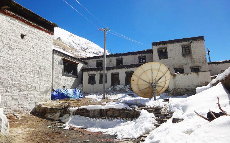 Although located in the high and remote area, electricity and television signal are available at the monastery.