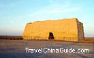The Yumenguan Pass was the significantpass on the Silk Road, from where typical food, fruits and culture, religions of the Western Regions were introduced into Central China in the Han Dynasty.