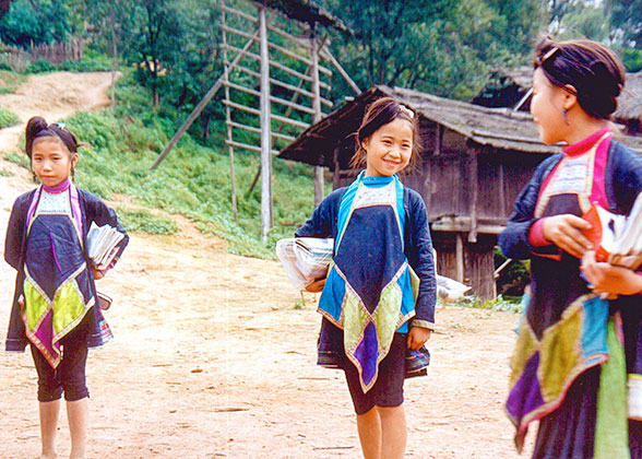 Childen in the Dong Village
