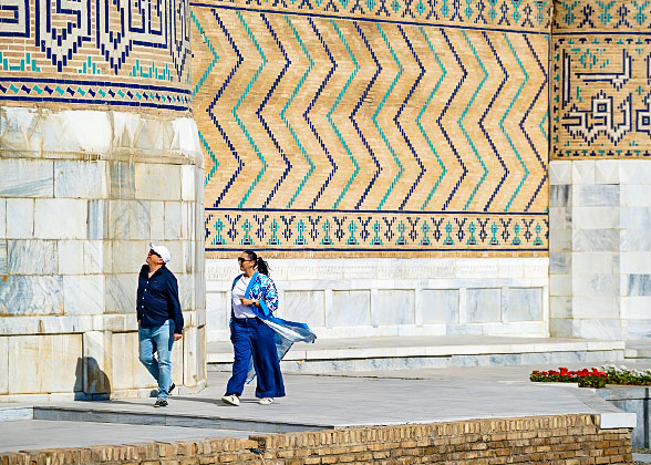 Modari Khan Mausoleum