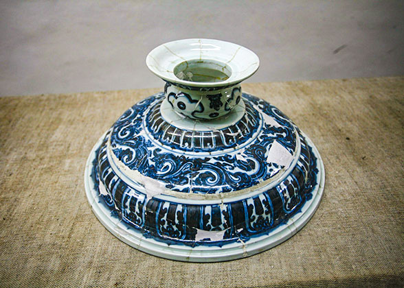 Exhibition in Dragon Pearl Pavilion