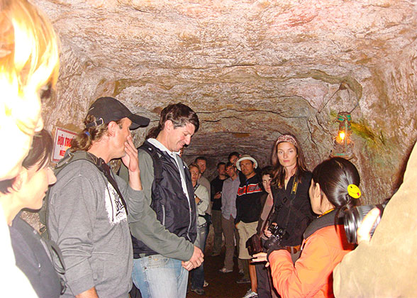 Visit Vinh Moc Tunnels