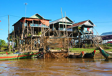 Half Day Floating Village Tour to Kompong Phluk & Tongle Sap Lake