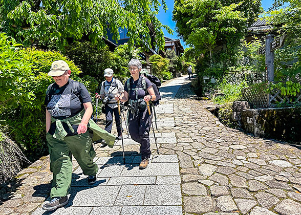 Hike from Torii Pass to Narai