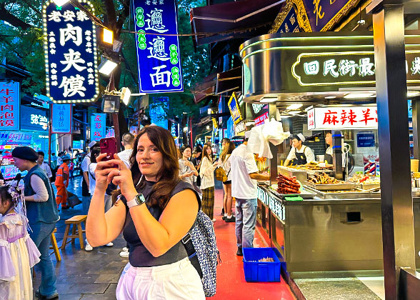 Visit the Muslim Quarter