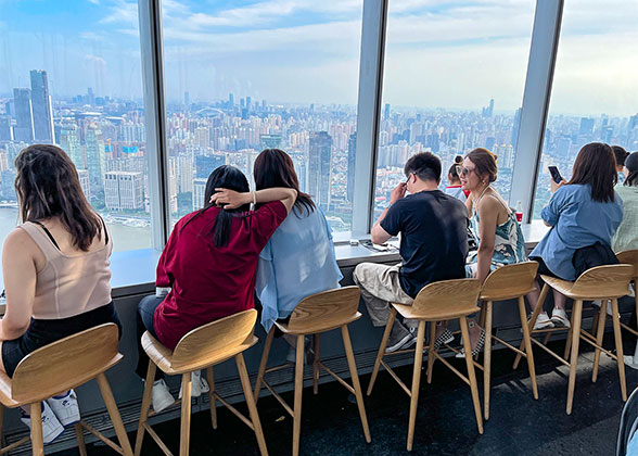 Duoyun Bookstore on Shanghai Tower