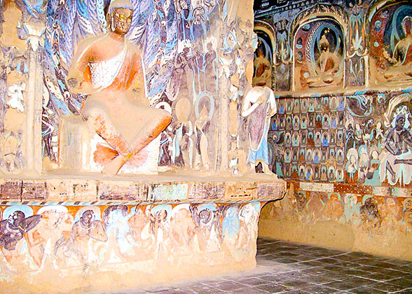 Beautiful Statues and Murals in Mogao Caves in Dunhaung