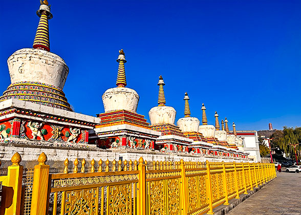 White Pagodas in Kumbum Monastery