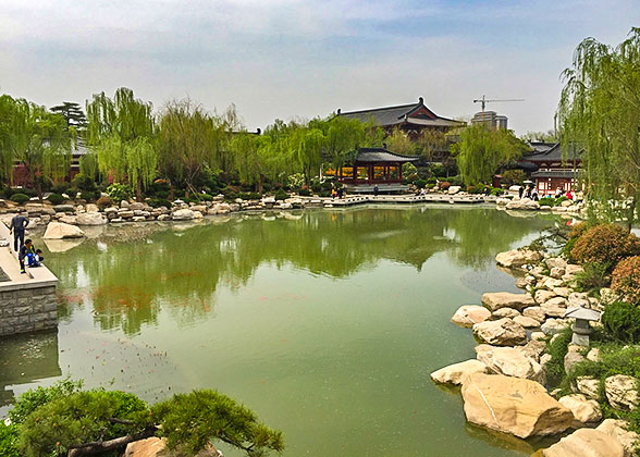 Huaqing Pool