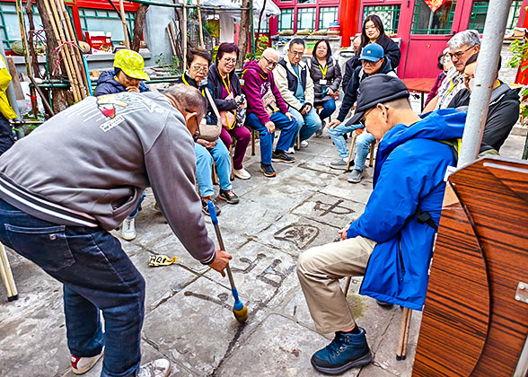 Visit the Traditional Courtyard at Hutong Alleys