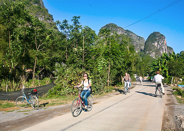 Bicycle Tour in Yangshuo