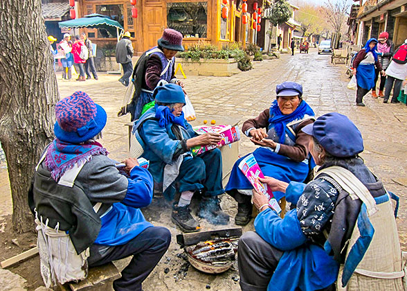 Minority People in Yunnan