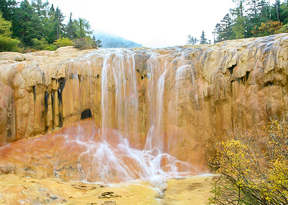 Huanglong National Scenic Reserve
