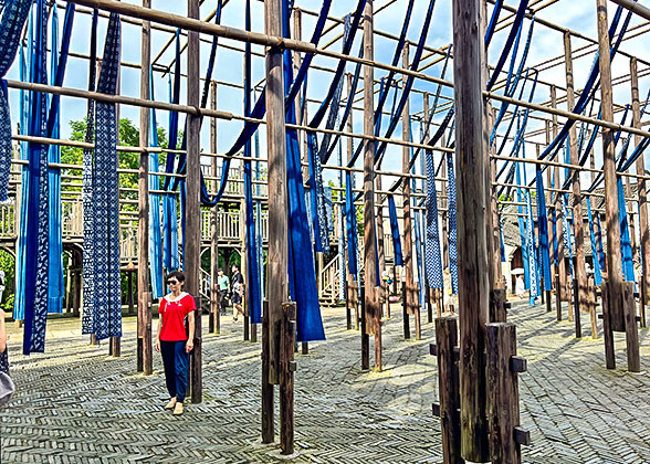 Blue-dyed Floral Fabrics