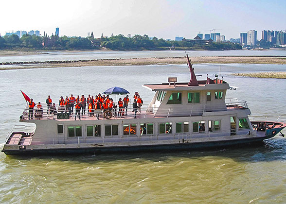 Take a Cruise Viewing the best of Leshan Giant Buddha