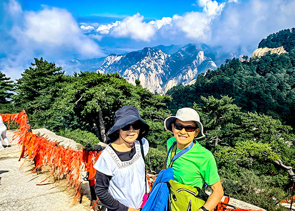 Our Guests at Mt. Huashan