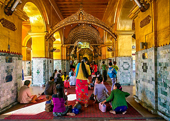 Mahamuni Pagoda