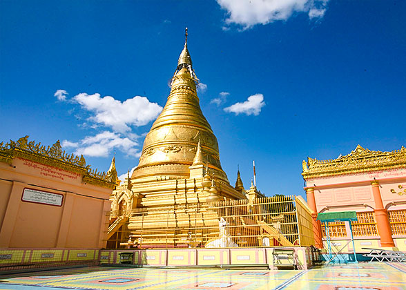 Kuthodaw Pagoda, Mandalay