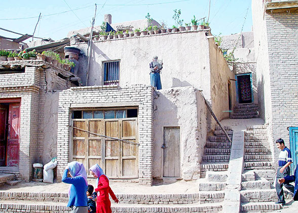 Visit Kashgar Old Town