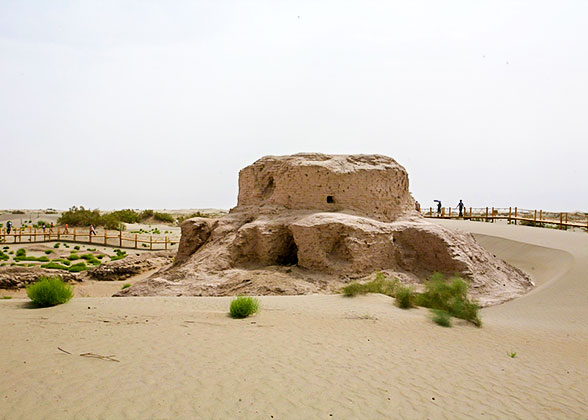 Rawak Stupa Ruins, Hotan