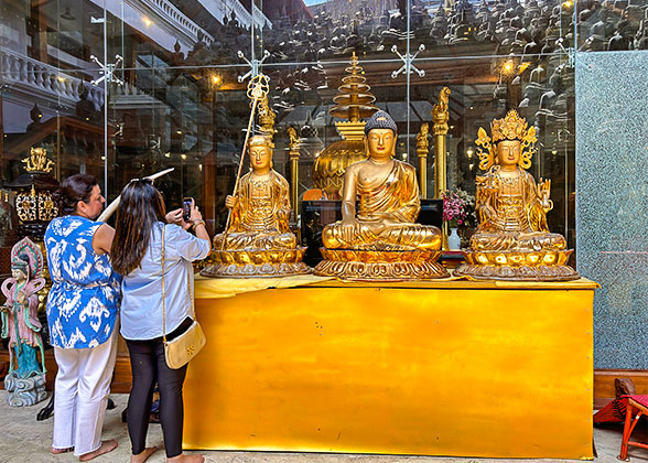 Gangaramaya Temple, Colombo