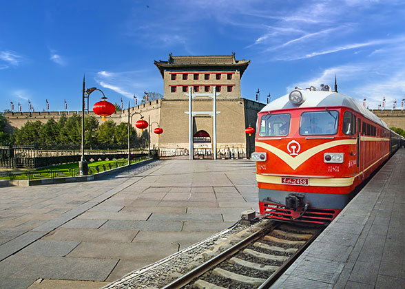 Xi'an Sleeper Train Tour