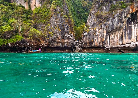Beautiful Scenery around Phi Phi Islands Beautiful Scenery around Phi Phi Islands