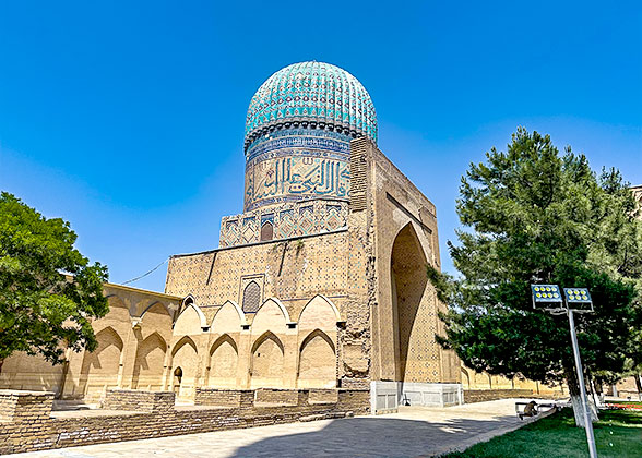 Bibi Khanym Mosque