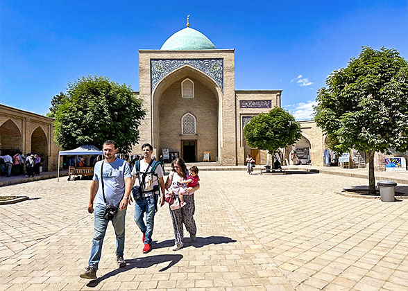 Hazrati Imam Complex