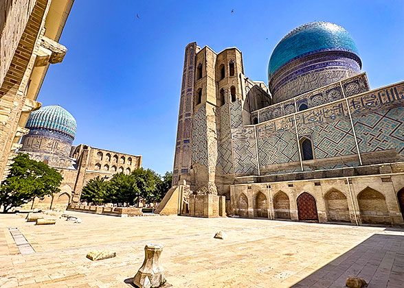 Bibi Khanym Mosque
