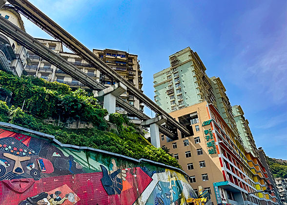 Liziba Light Rail Station, Chongqing