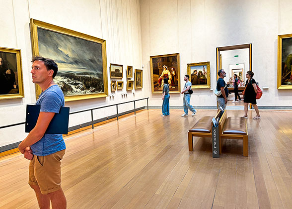 Visit Art Gallery