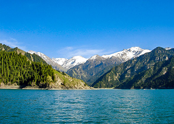 Song Kol Lake