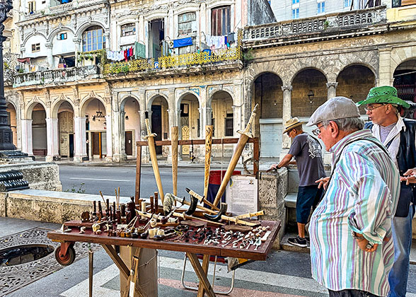 Plaza Vieja, Havana