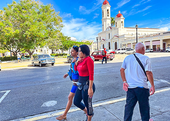 Plaza Jose Marti, Cienfuegos