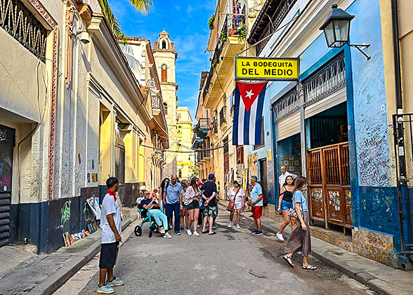 Hemingway's Favorite Bar, Havana