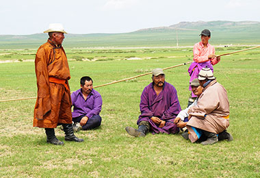 10 Days Luxury Mongolia Tours: Gobi Desert, Khovsgol Lake