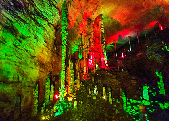 Yellow Dragon Cave, Zhangjiajie