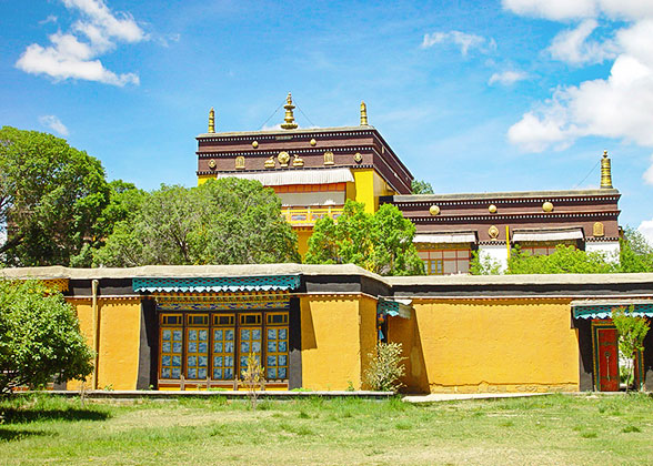 Summer Palace of Panchen Lamas